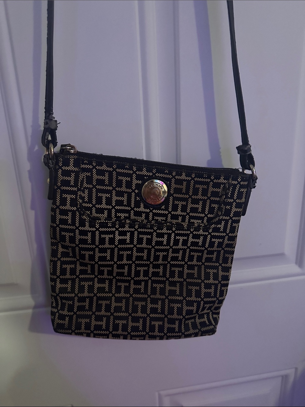 Tommy Hilfiger cross body purse